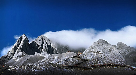 玉龍雪山  北院區  醫務科  王陳光.jpg