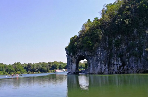象鼻山  北院區  中心藥房  張麗娜.jpg