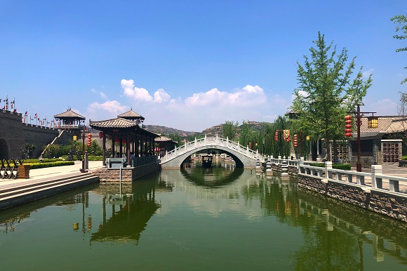 晴空萬里  南院區(qū)  超聲科  李彥婷.jpg