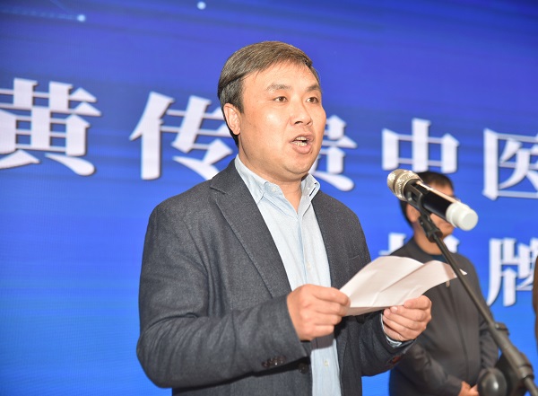 楊國琦副秘書長主持.jpg