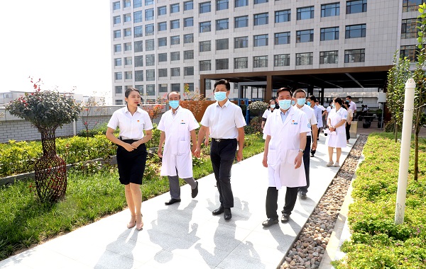 省衛健委黨組書記劉勤社來我院調研